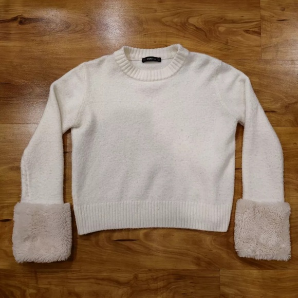 ZARA Knit White Plush Sweater with Faux Fur Cuffs Womens Size M - Picture 1 of 5